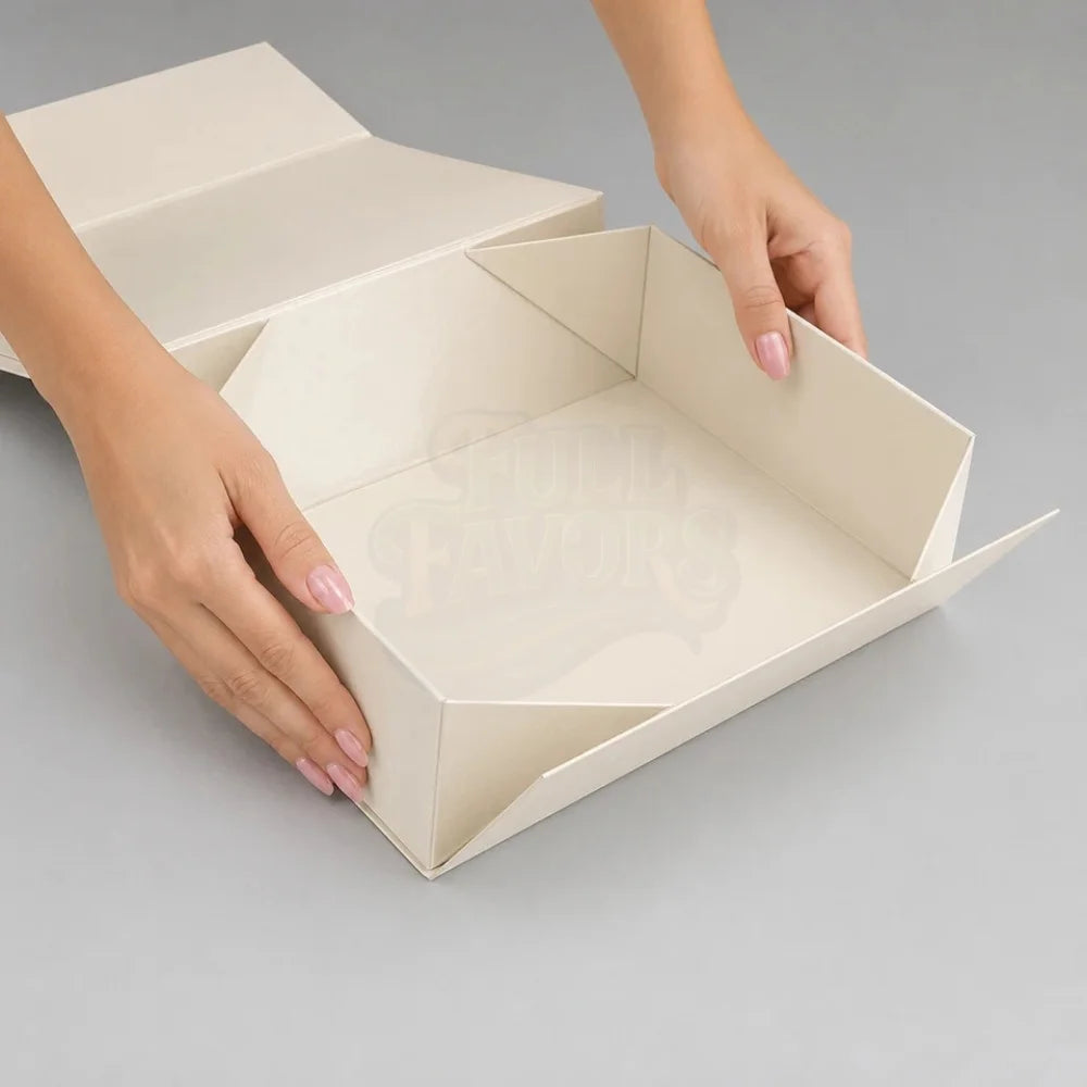 Premium Magnetic Gift Boxes – Ivory – 225 × 225 × 105mm